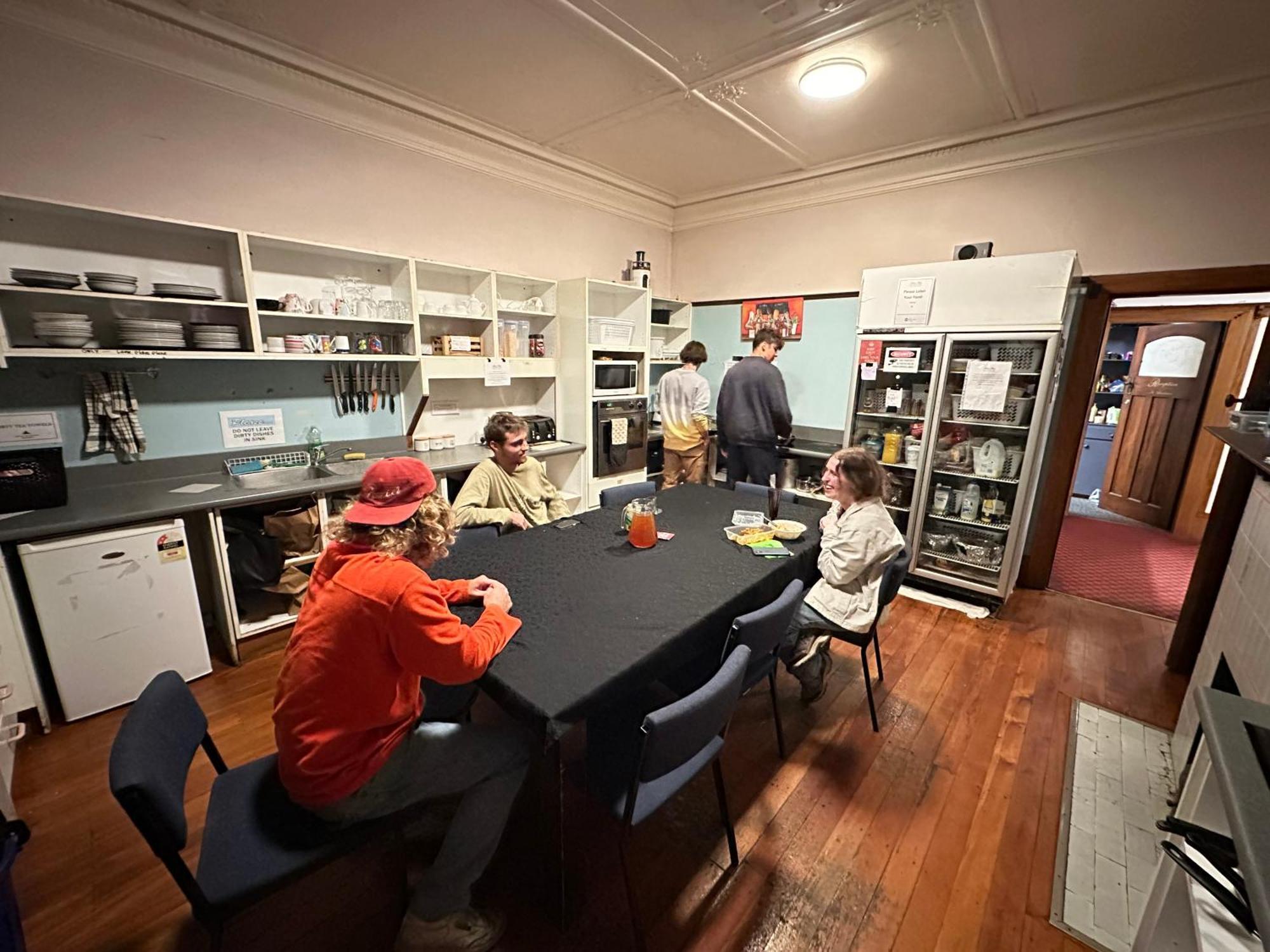 A Pousada Manor House Backpackers Dunedin Exterior foto