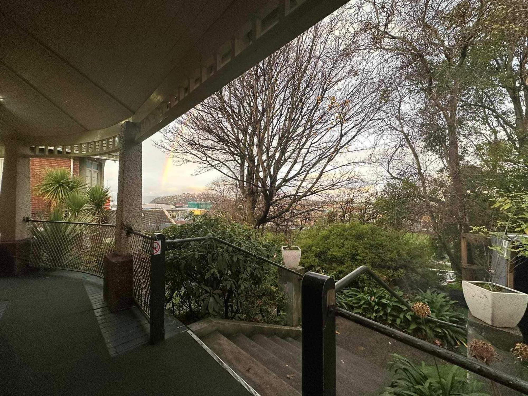 A Pousada Manor House Backpackers Dunedin Exterior foto