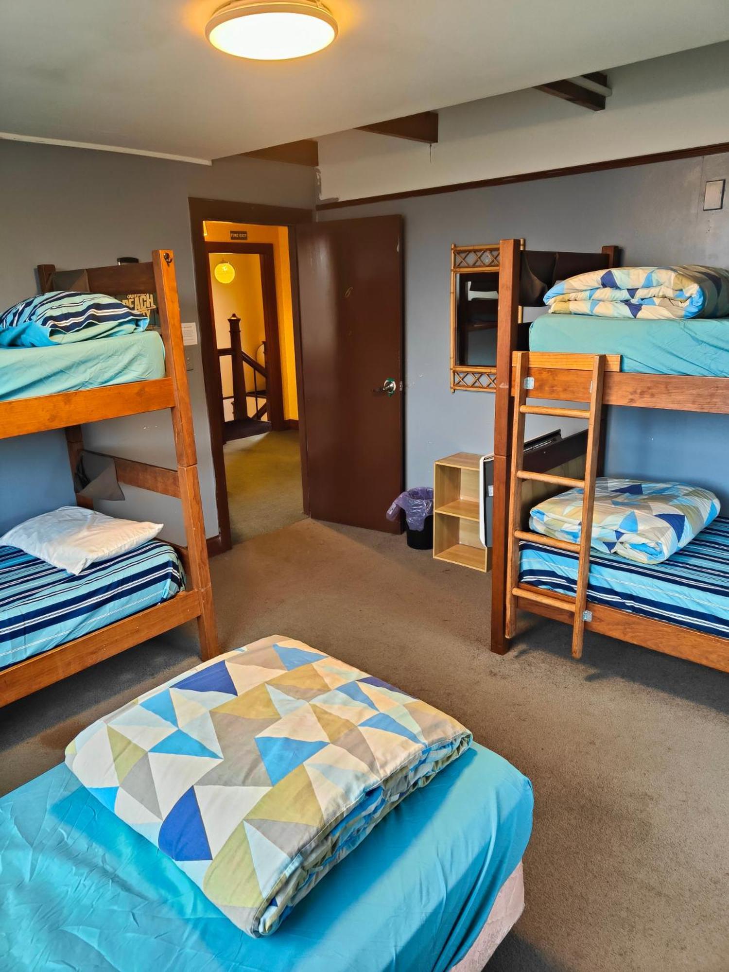 A Pousada Manor House Backpackers Dunedin Exterior foto